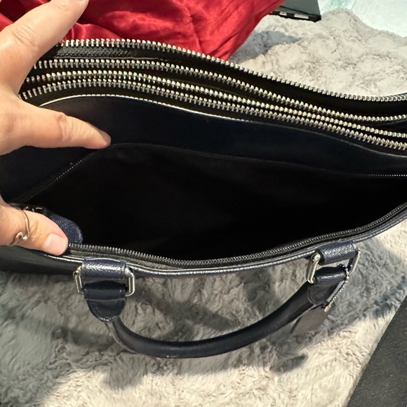 Navy blue Coach laptop bag/soft briefcase with long strap - Picture 6 of 7
